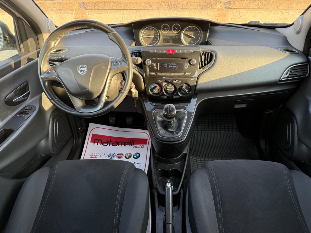 Lancia Ypsilon 1.2 69 CV 5 porte S&S Platinum