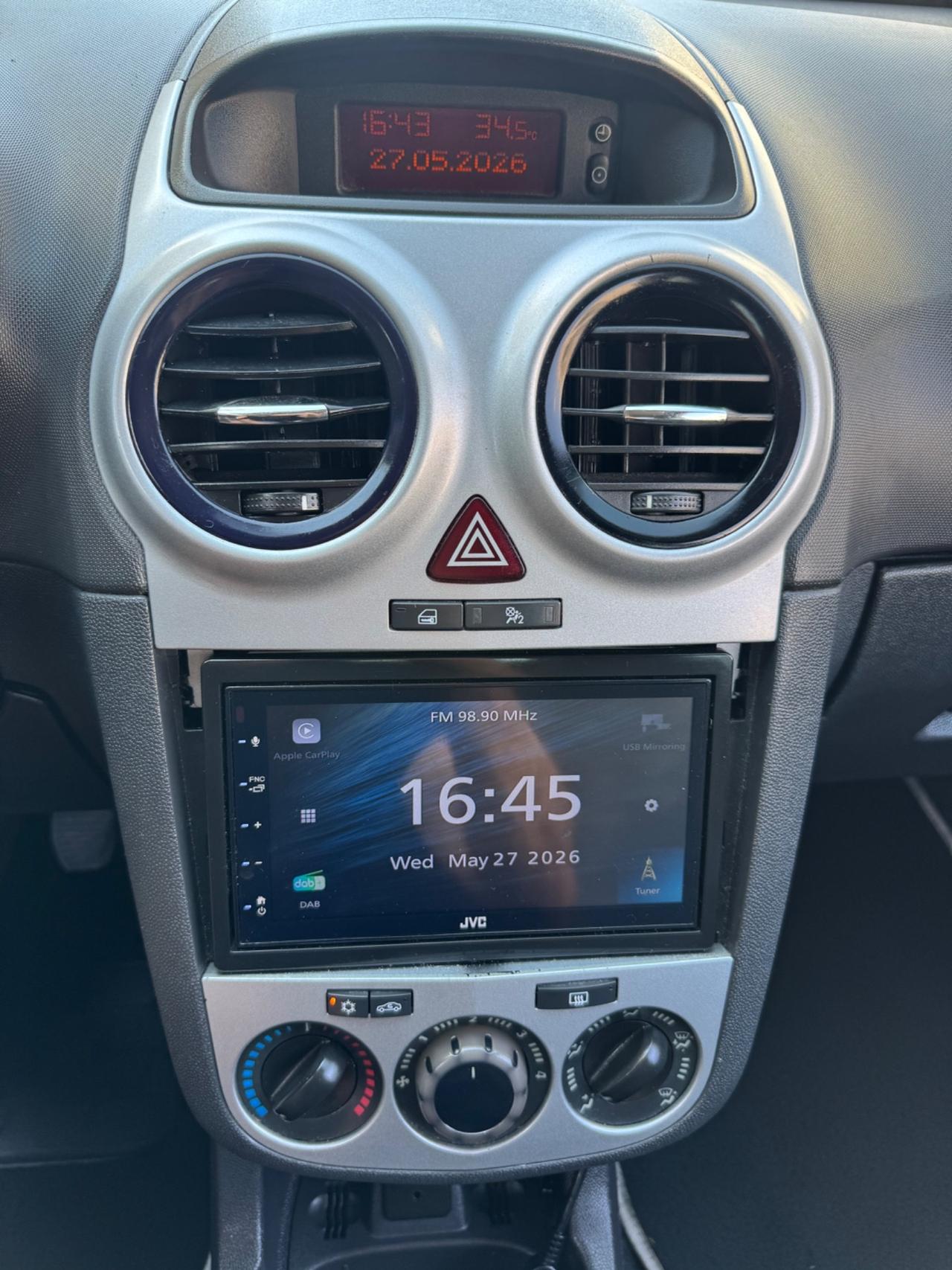 Opel Corsa Benzina e Gpl idonea ai Neopatentati
