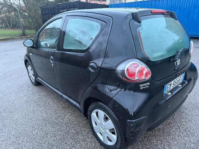 TOYOTA Aygo 1.0 12V VVT-i 5p Deep Ocean Connect Bellissima