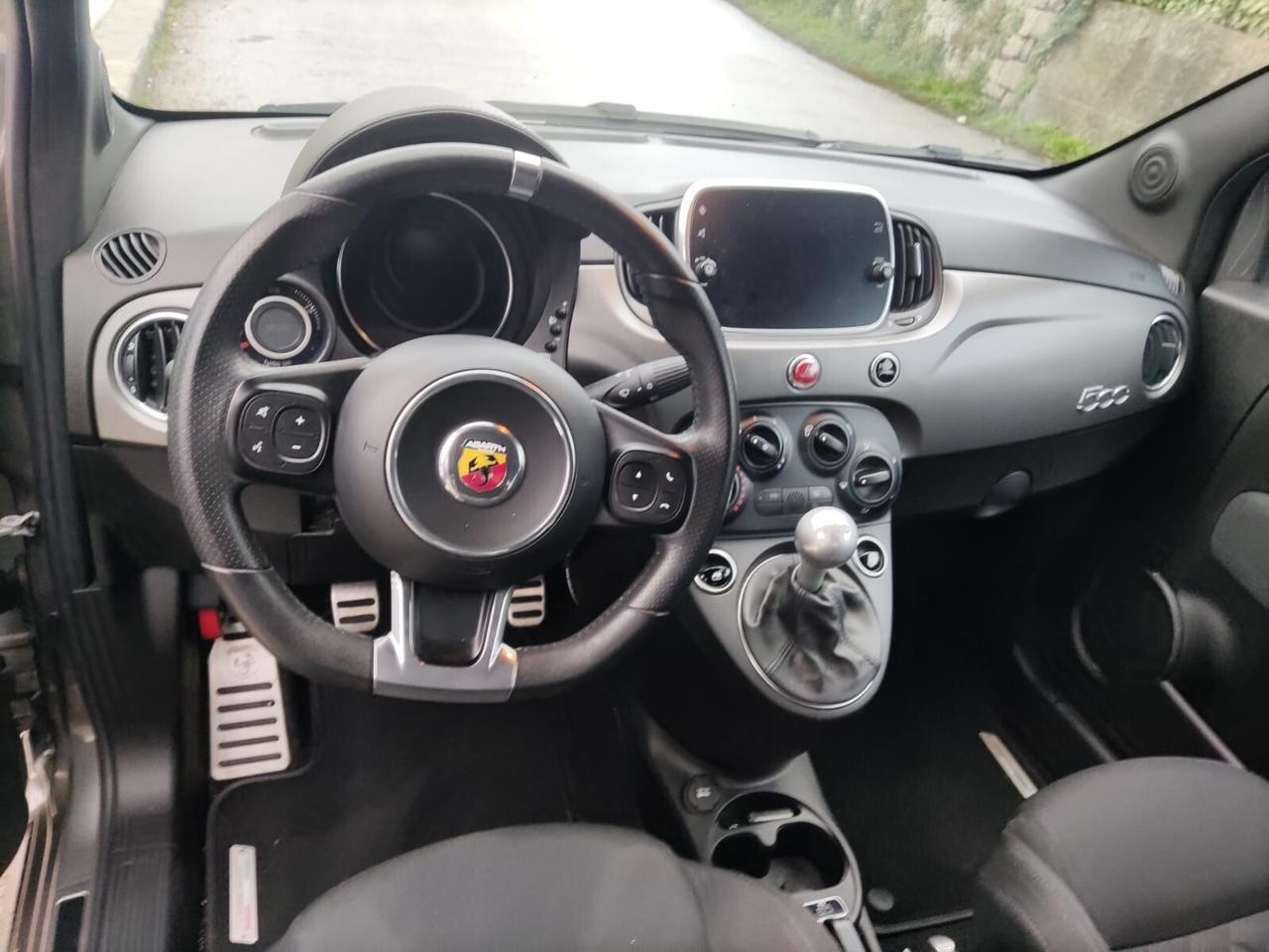 Abarth 595 1.4 Turbo T-Jet 165 CV