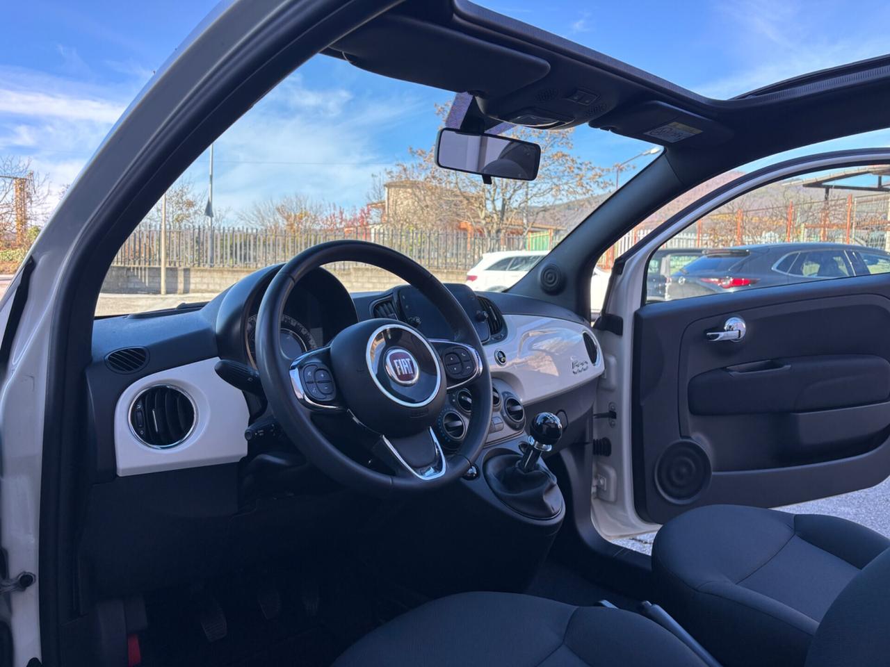 Fiat 500 C 1.0 Hybrid Dolcevita 05/2023
