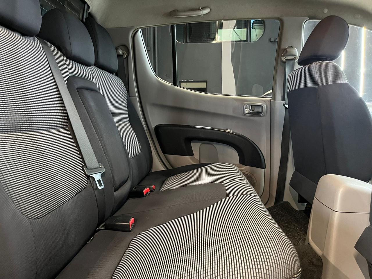 Mitsubishi L200 2.5 DI-D/136CV UNICO PROPRIETARIO Double Cab Intense