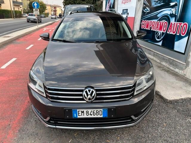 Volkswagen Passat Var. 2.0 TDI Highline 4 Motion .