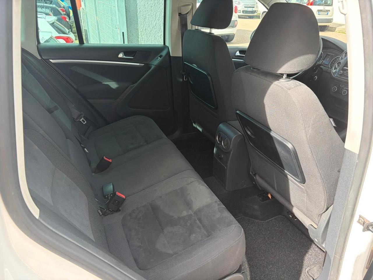 VOLKSWAGEN TIGUAN 4X4