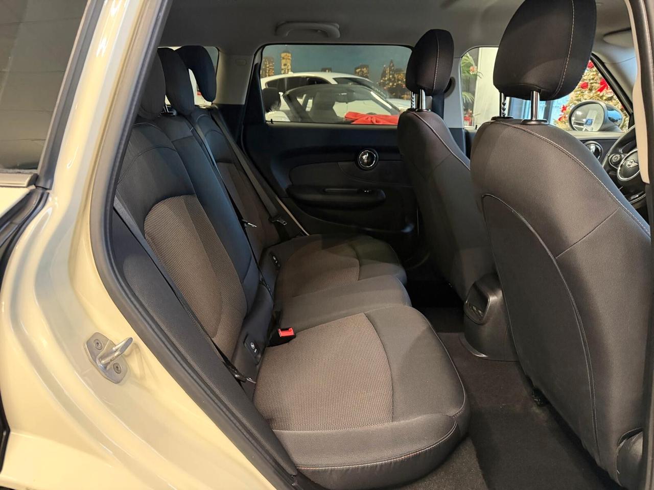 MINI COOPER D CLUBMAN 1.5 116CV CRUISE ANNO 2016
