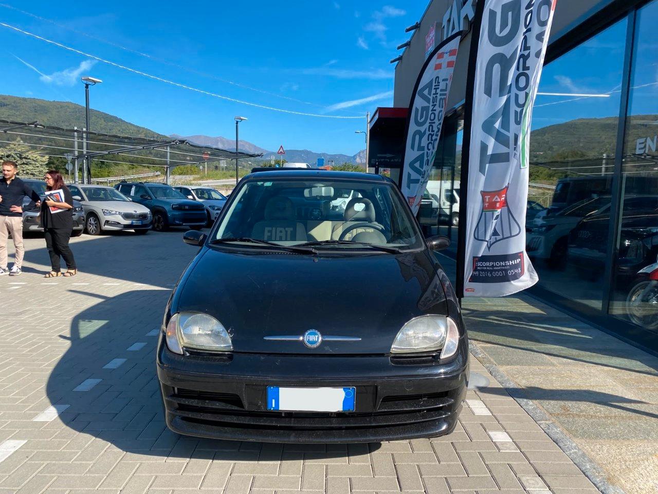 Fiat 600 1.1 Active (class)