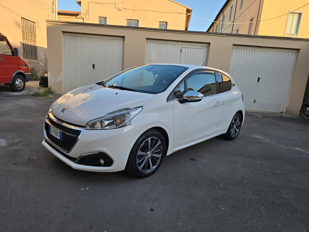 Peugeot 208 BlueHDi 100 3 porte GT Line