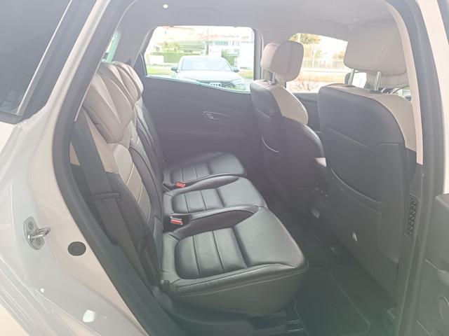 RENAULT Scenic Scénic Blue dCi 120 CV EDC CON ADATTAMENTO