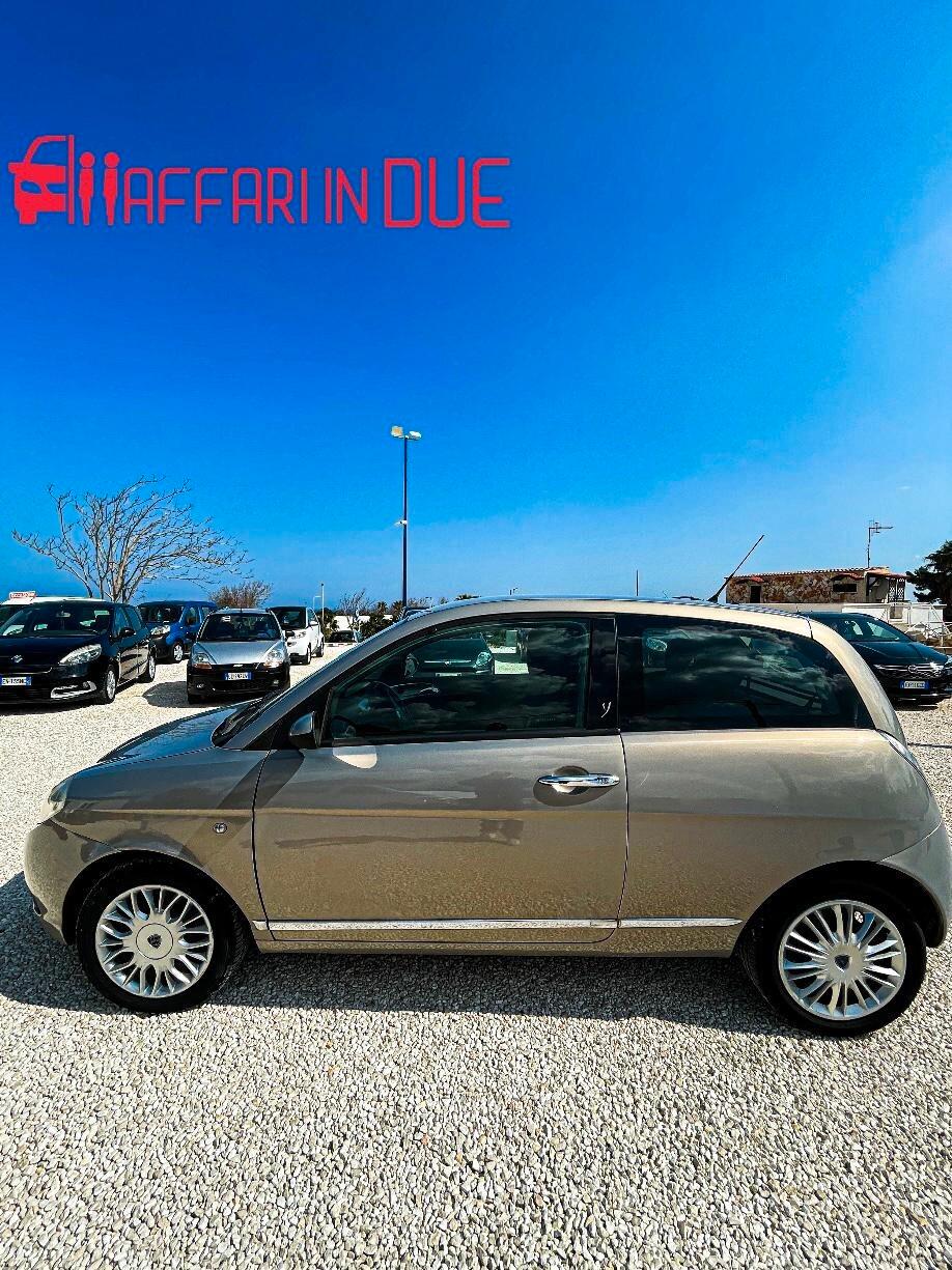 Lancia Ypsilon 1.2 Oro Giallo