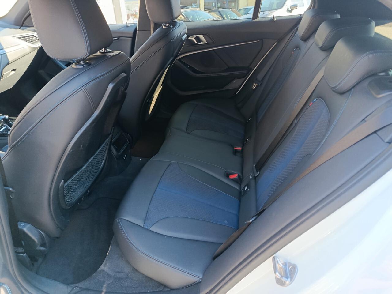 Bmw 120 120d xDrive 5p. Msport