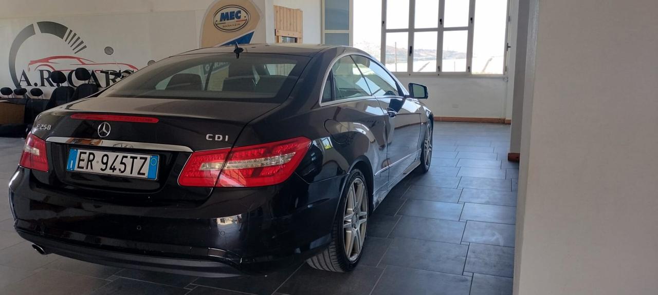 Mercedes-benz E 250 E 250 CDI Coupé BlueEFFICIENCY