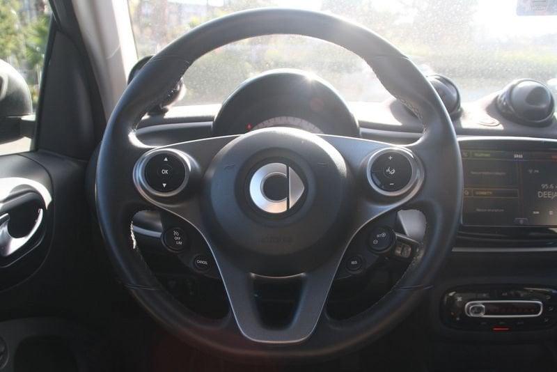 smart fortwo fortwo EQ Passion CABRIO