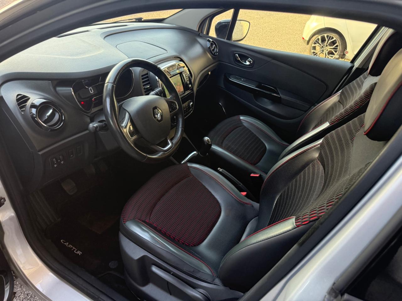 Renault Captur dCi 8V 90 CV Start&Stop Energy Iconic