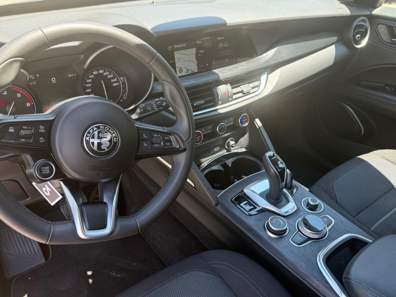 Alfa Romeo Stelvio 2.2 Turbodiesel 160 CV AT8 RWD Super