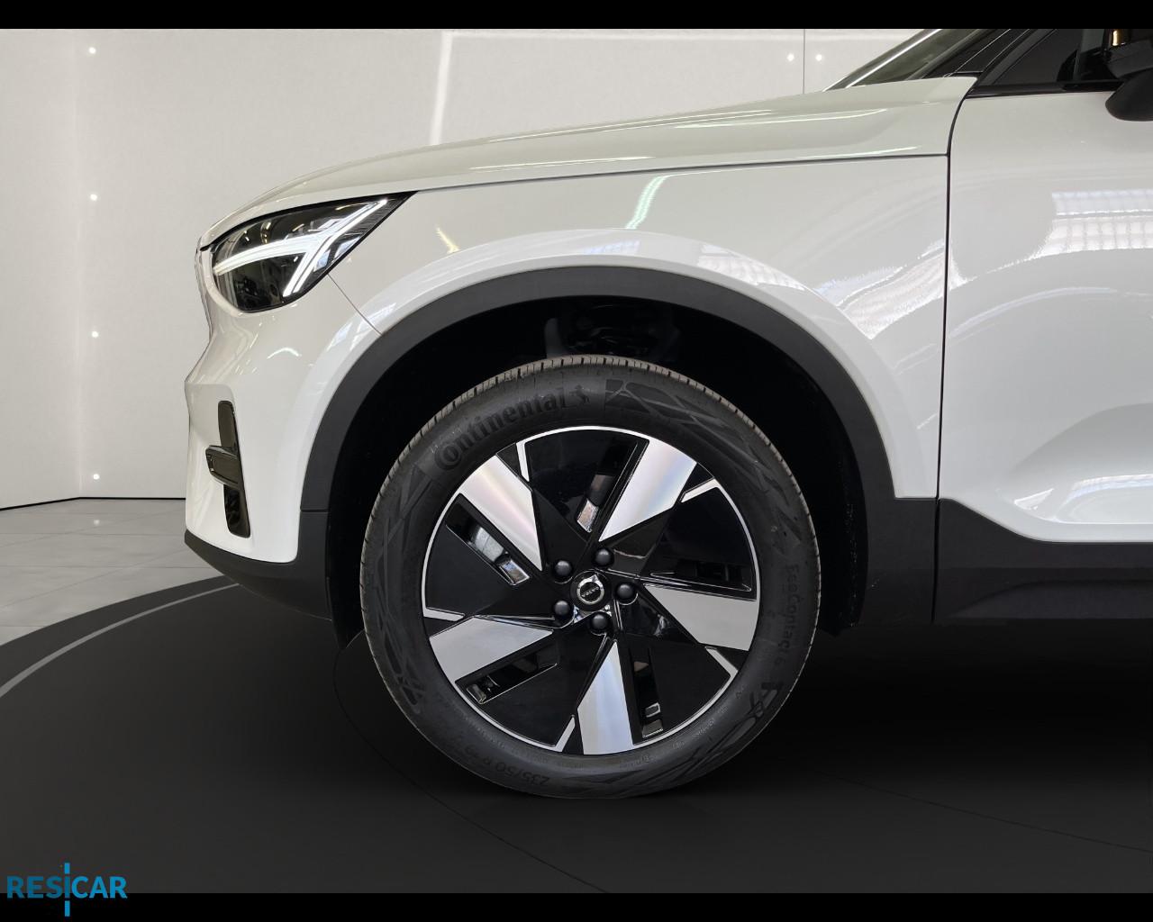 VOLVO XC40 RECHARGE SINGLE MOTOR EXTENDED RANGE CORE