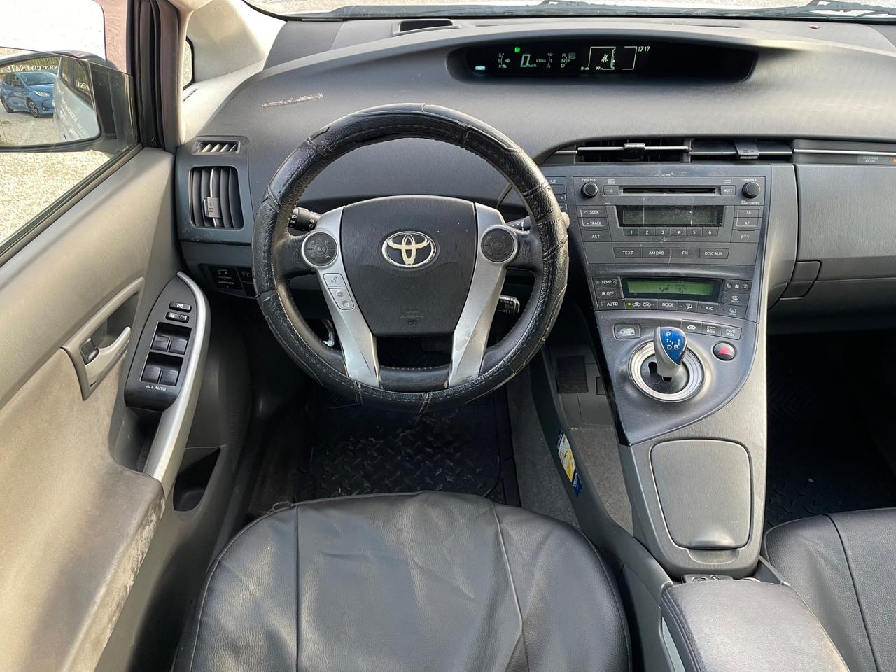 Toyota Prius 1.8 Lounge