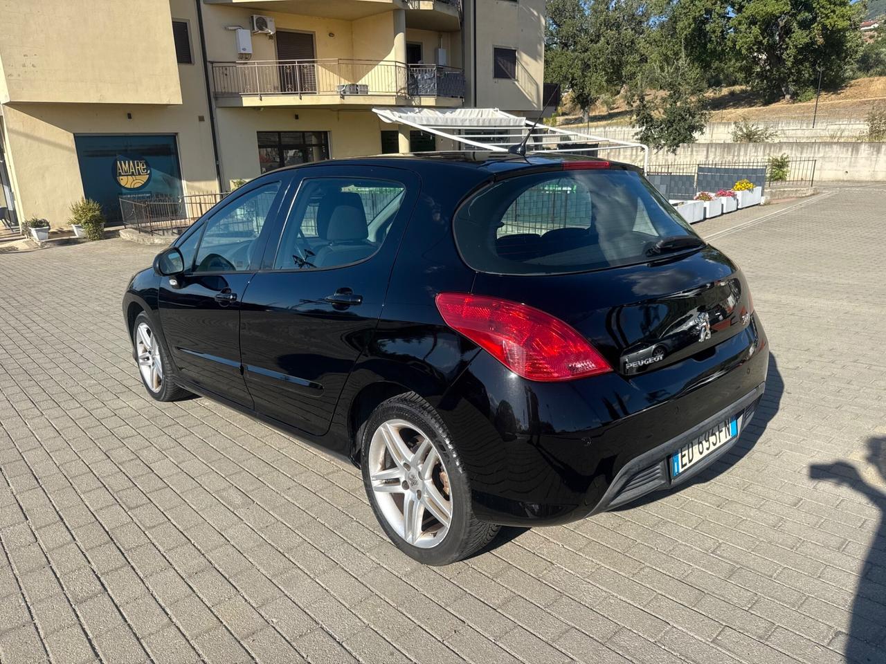Peugeot 308 1.6 HDi 110cv