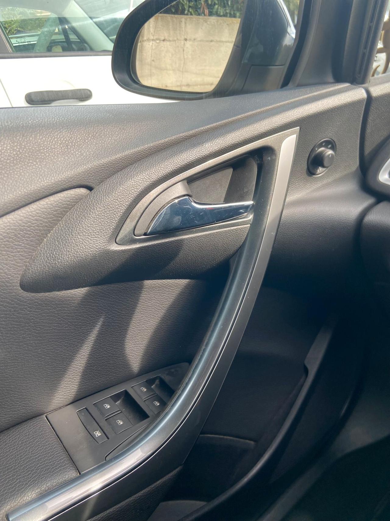 Opel Astra Sports Tourer 1.7 TDCI 130cv Cosmo