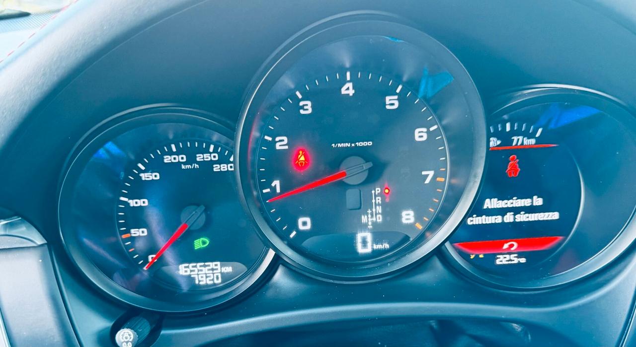 Porsche Macan 2.0