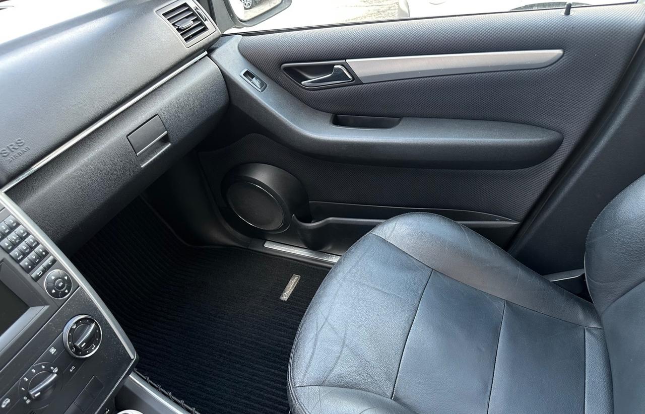 Mercedes-benz B 180 CDI Sport pelle sensori di parcheggio navi cerchi 17