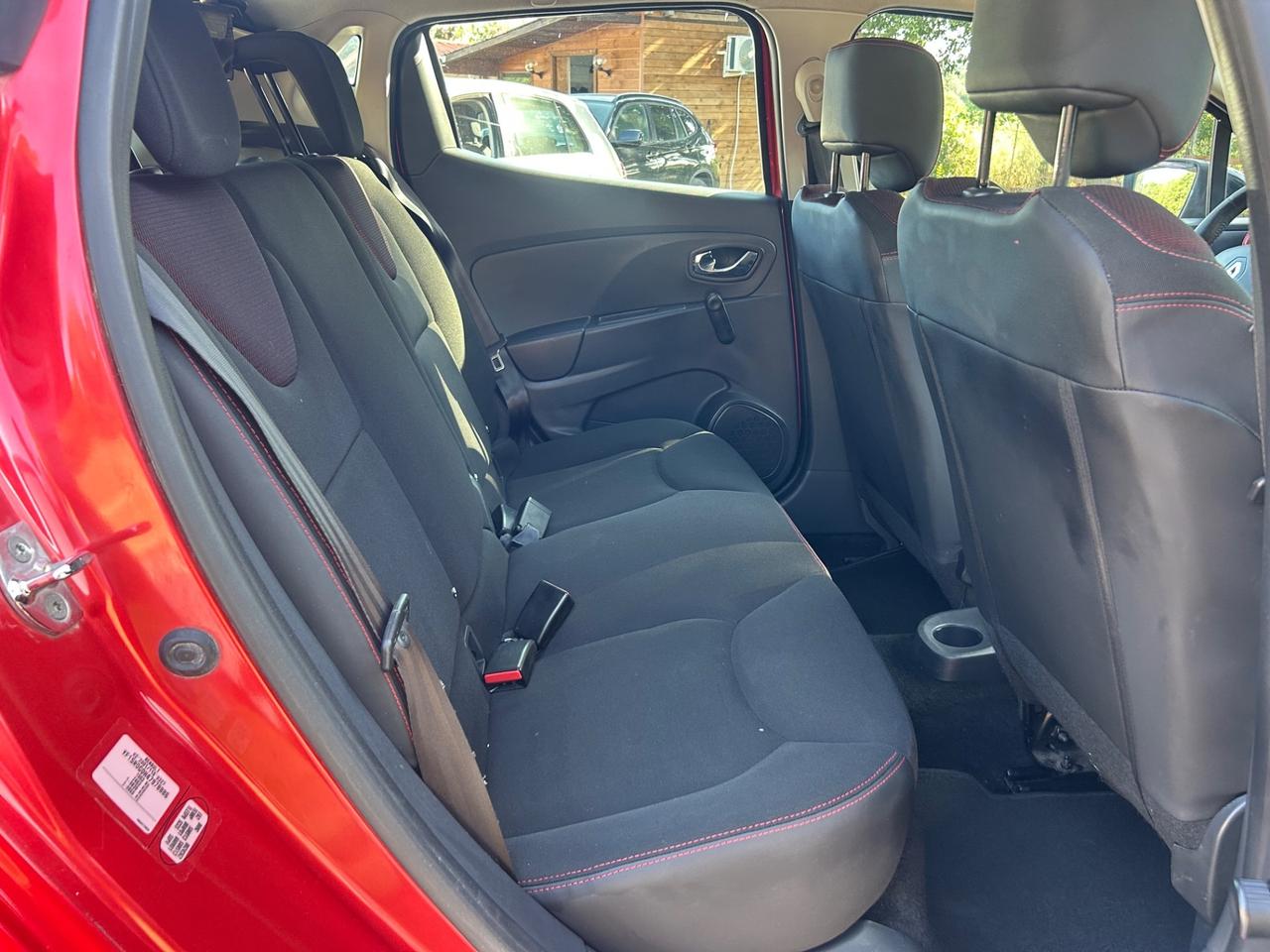 Renault Clio 1.2 75CV 5 porte Live neopatentati permute