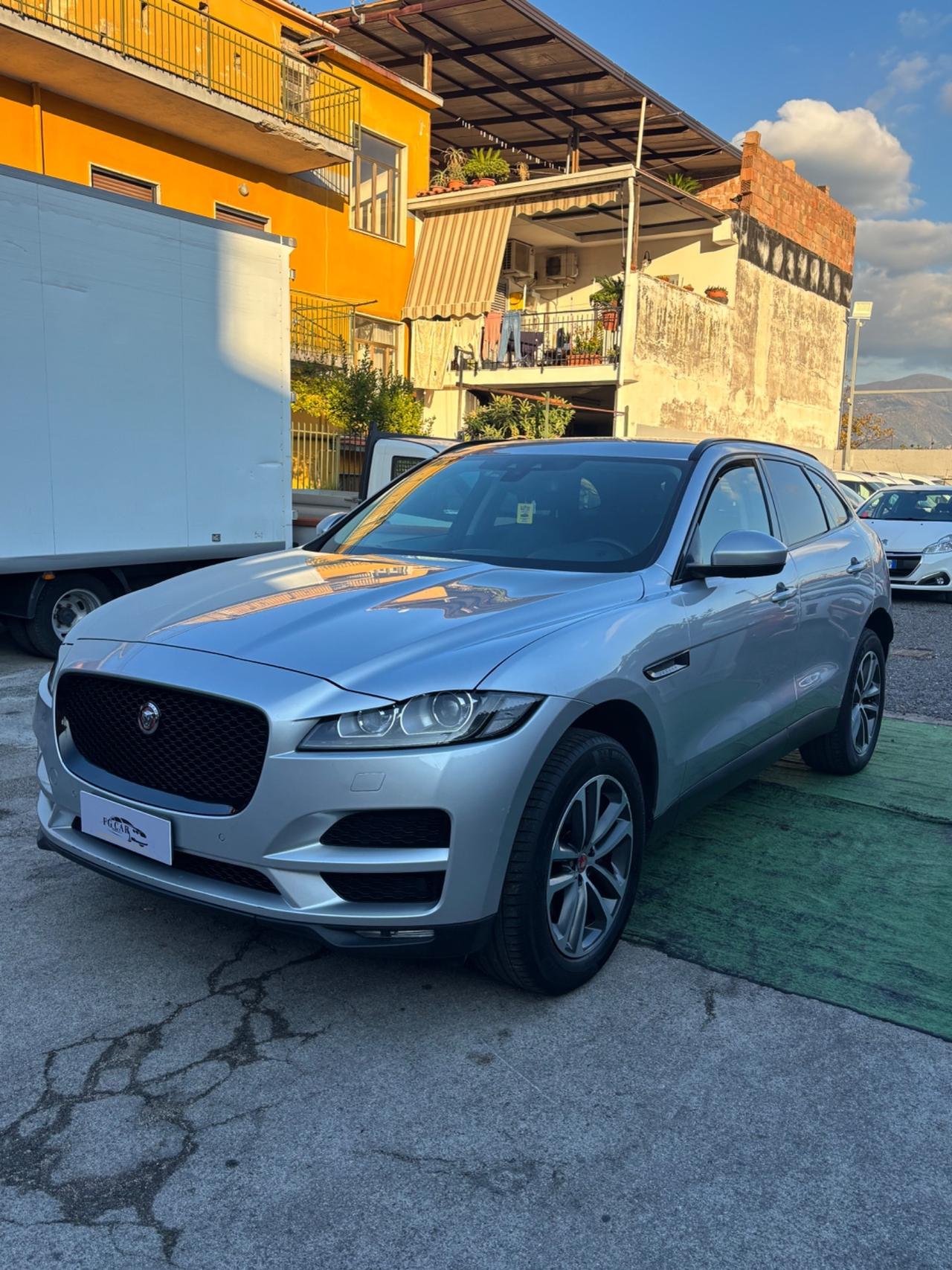 Jaguar F-Pace 2.0 D 180 CV AWD Portfolio