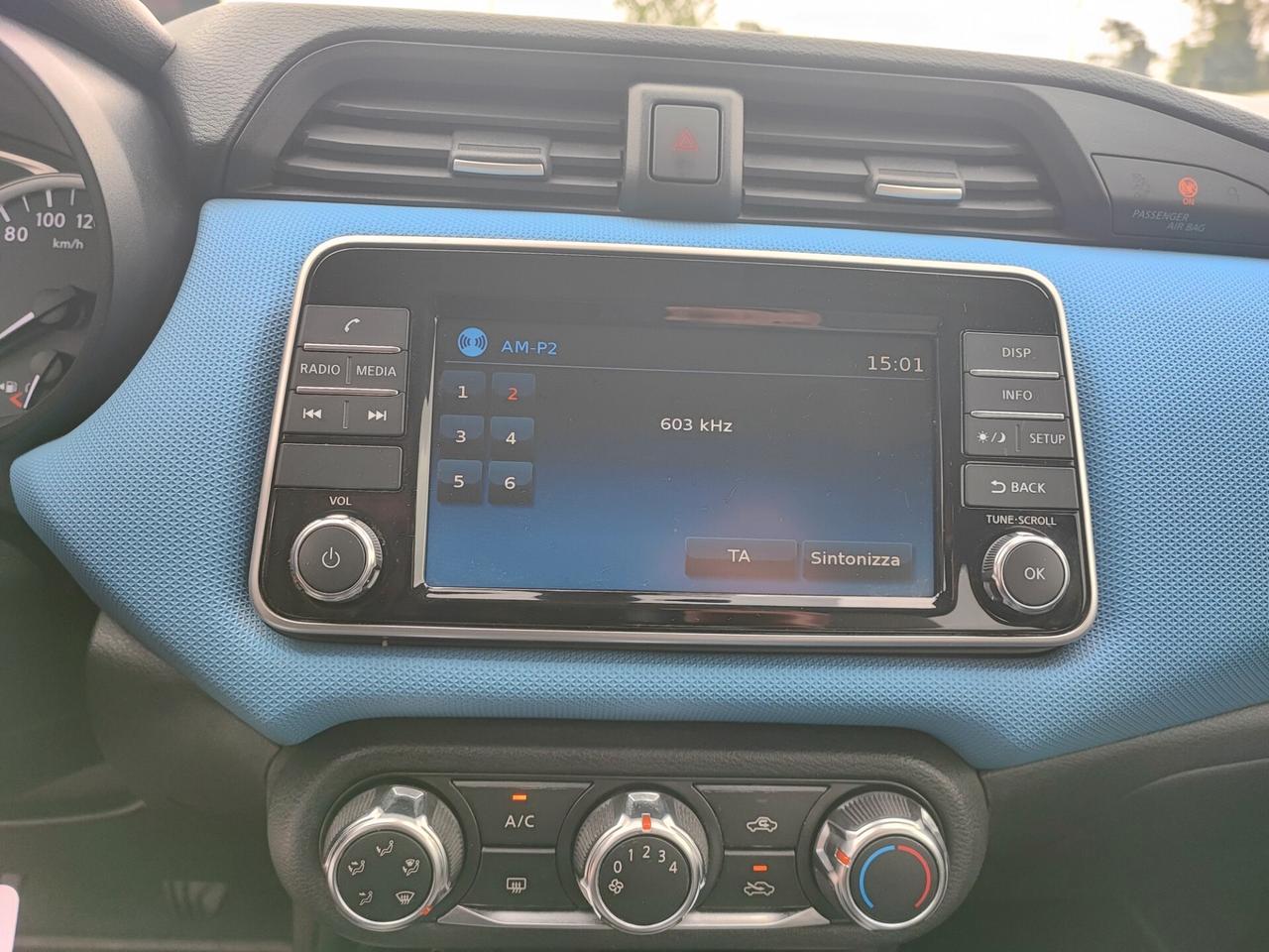 Nissan Micra 0.9 IG-T 12V 5 porte Tekna