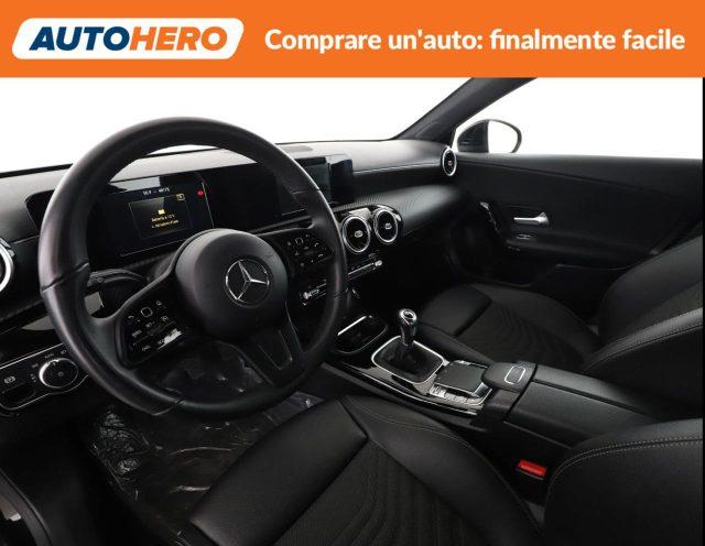 MERCEDES-BENZ A 180 Executive