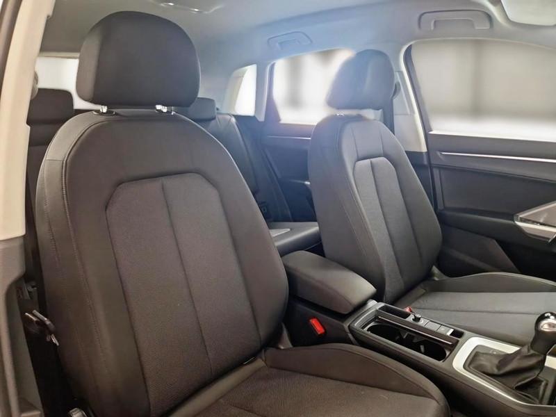 AUDI Q3 35 TDI S tronic Business