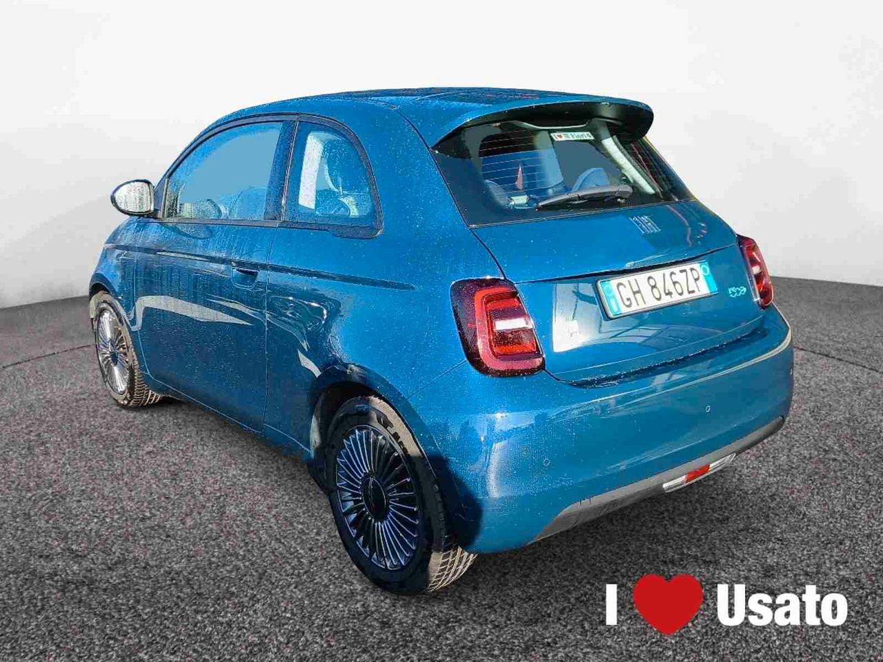 FIAT 500e - 500e 42 kWh La Prima