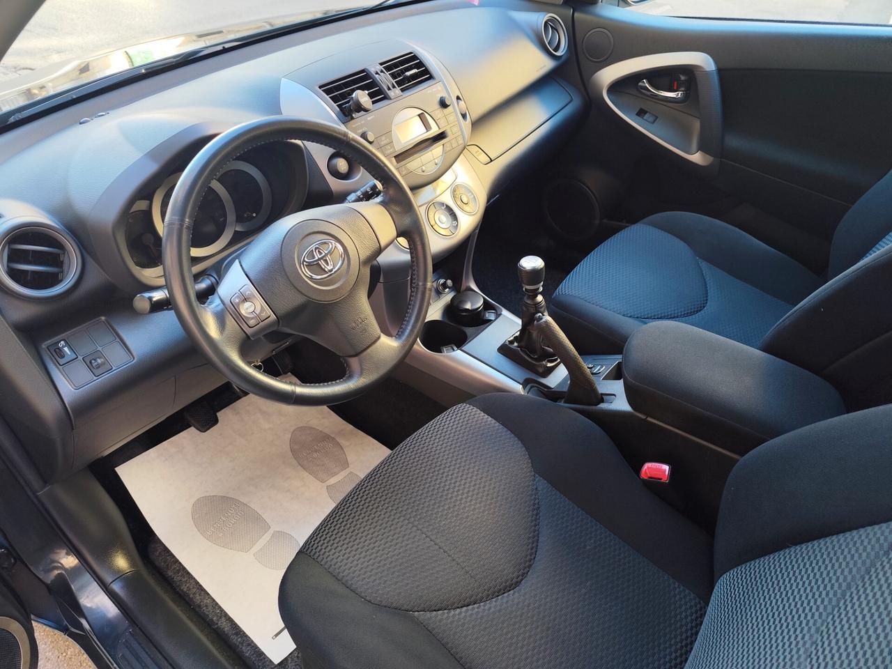 Toyota RAV 4 RAV4 2.2 D-4D 136CV 4WD DIESEL