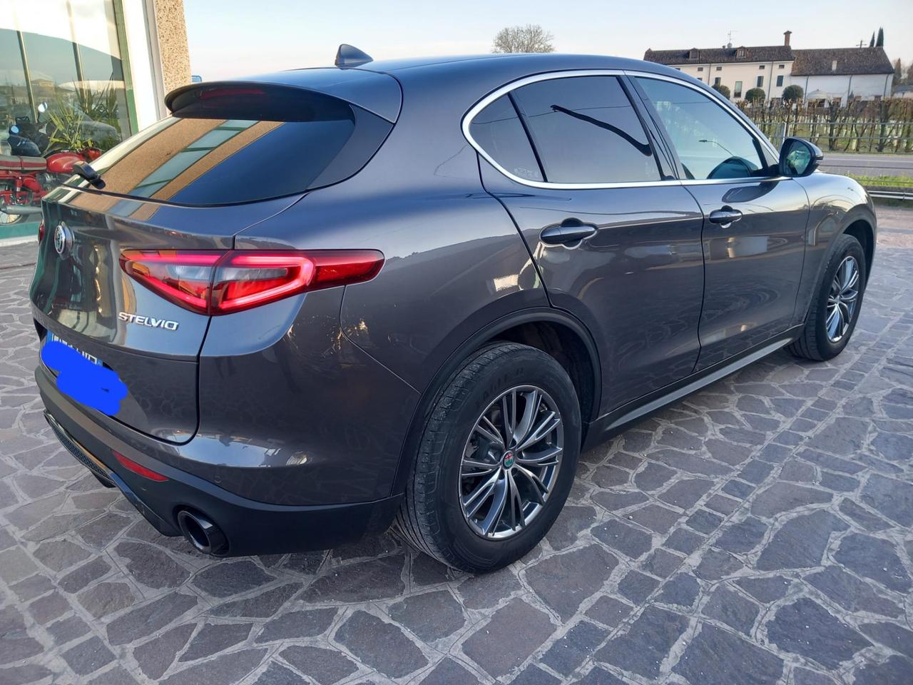 Alfa Romeo Stelvio 2.2 t Executive Q4 210cv auto