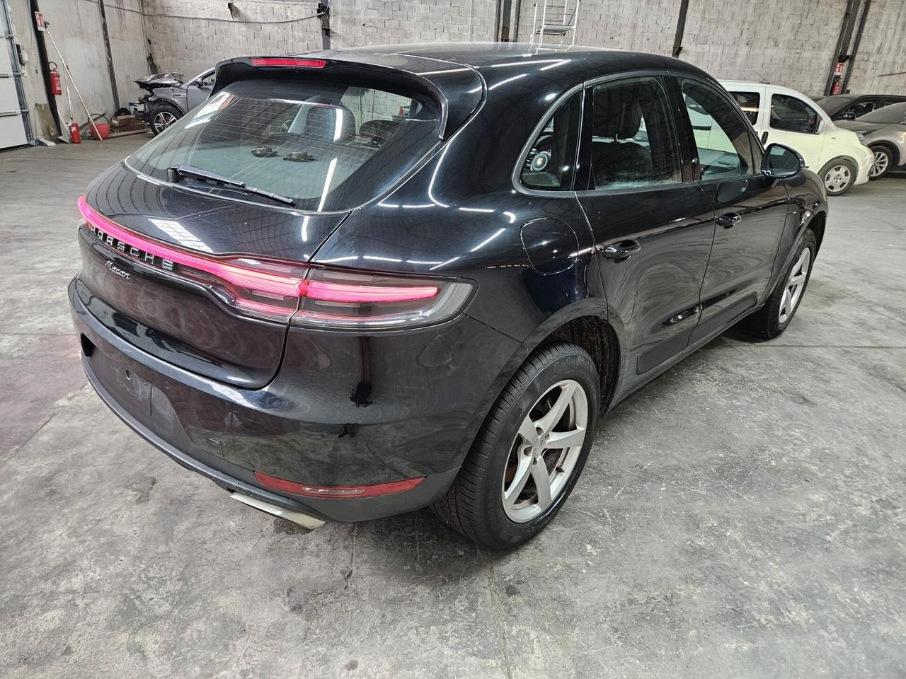 Porsche Macan 2.0 245cv pdk MOTORE ROTTO
