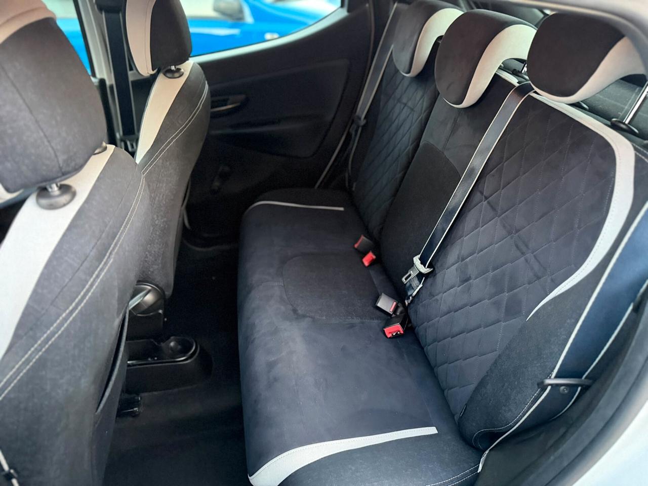 Lancia Ypsilon 1.2 69 CV 5 porte GPL Ecochic Gold
