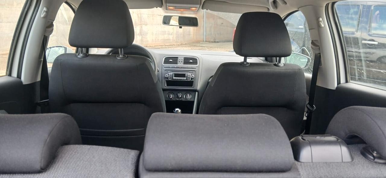 Volkswagen Polo 1.2 TDI Comfortline - 2014