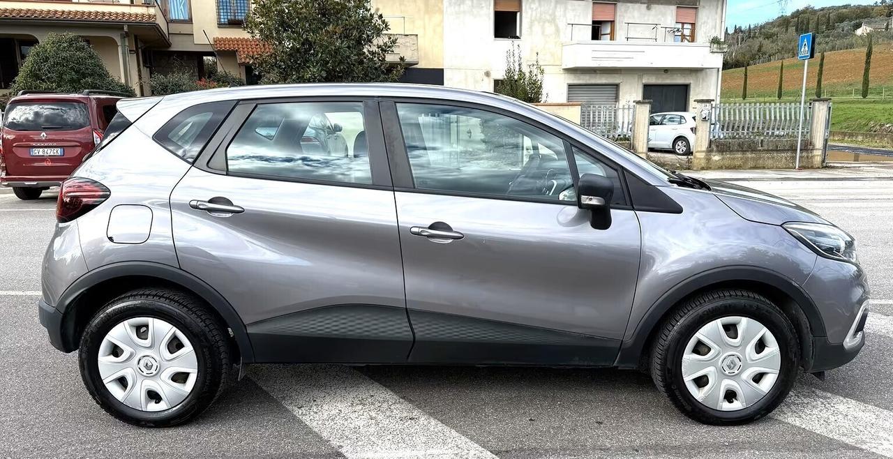 RENAULT CAPTUR 1,5 dCi-UNICO PROP-EURO 6B-2 REVISI