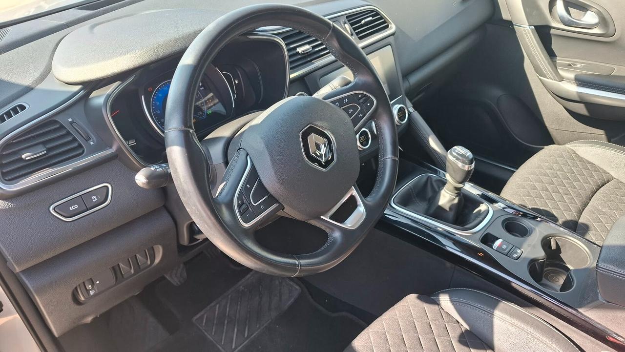 Renault Kadjar 1.5 DIESEL con telecamera