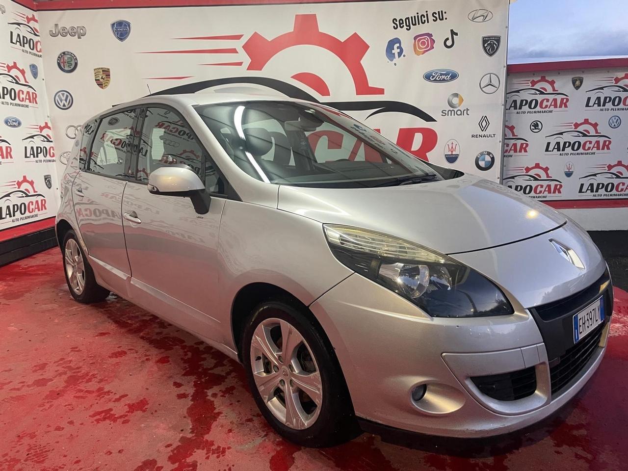 Renault Scenic Scénic X-Mod 1.9 dCi 130CV Luxe