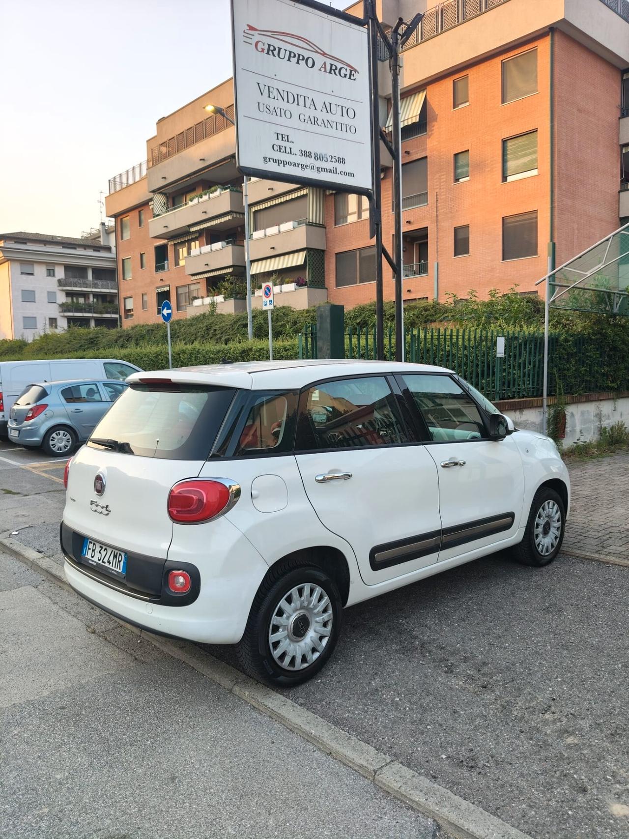 Fiat 500L Living 0.9 TwinAir Turbo Natural Power Lounge