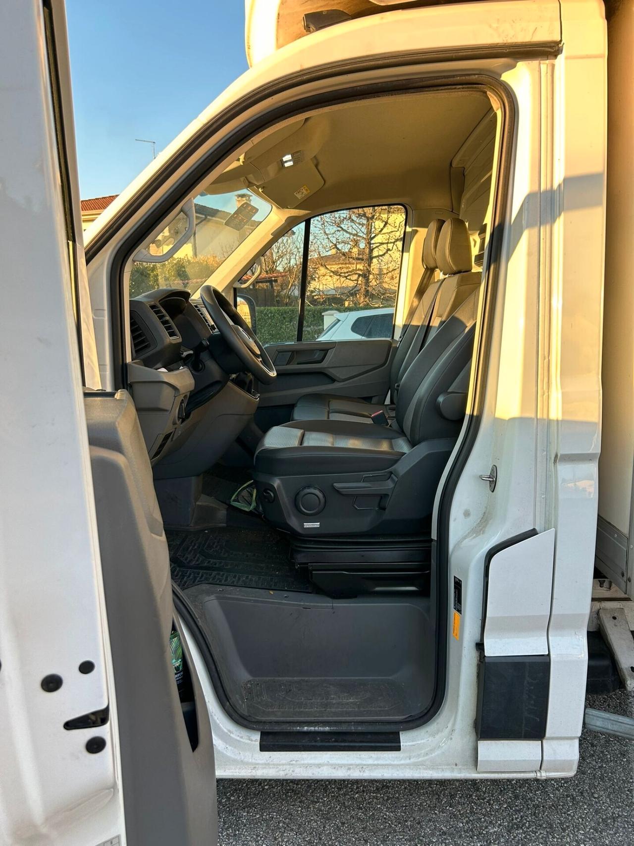 Volkswagen Crafter L2H2 2.0 TDI