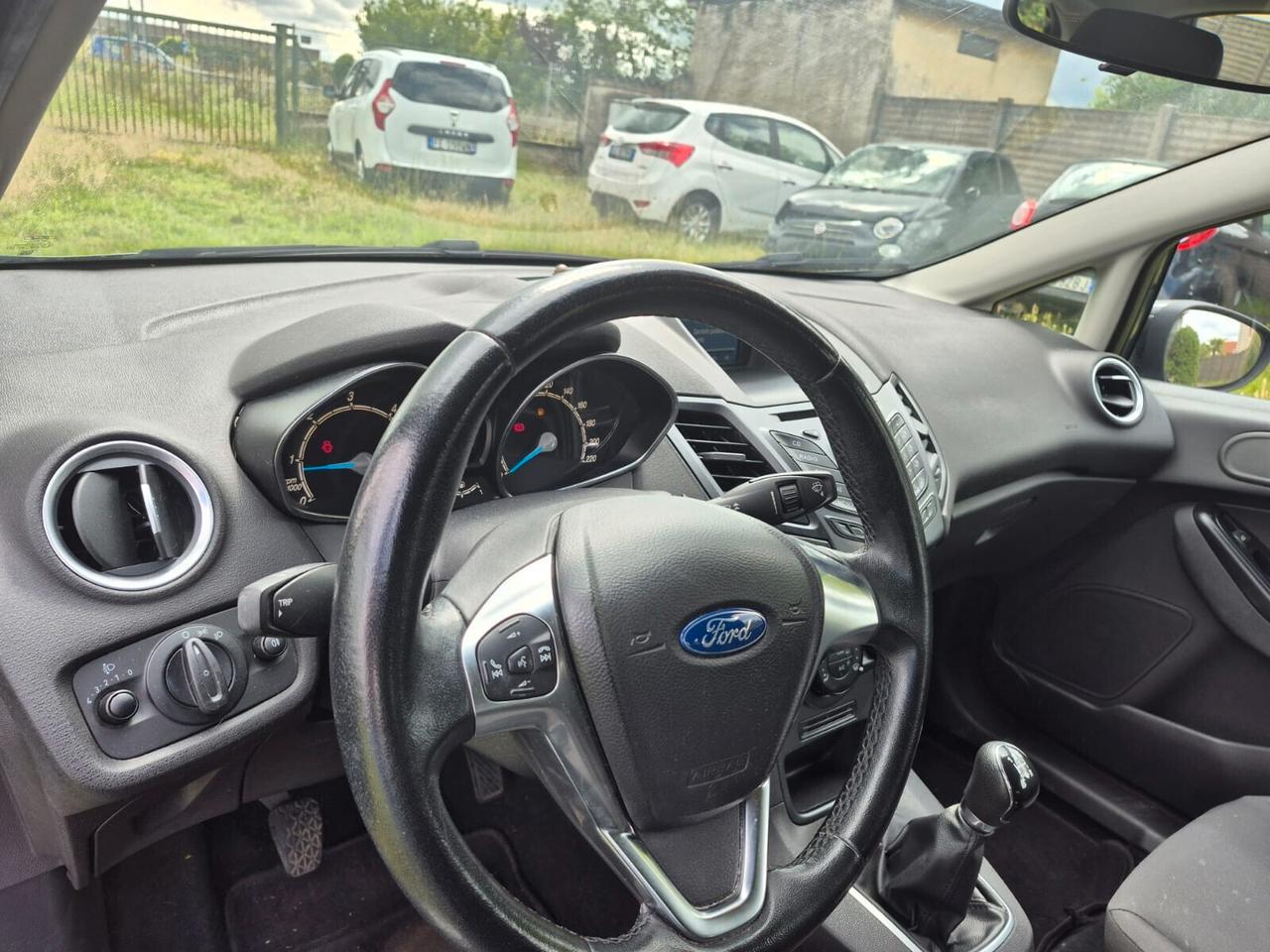 Ford Fiesta 1.5 TDCi 75CV 5 porte Titanium
