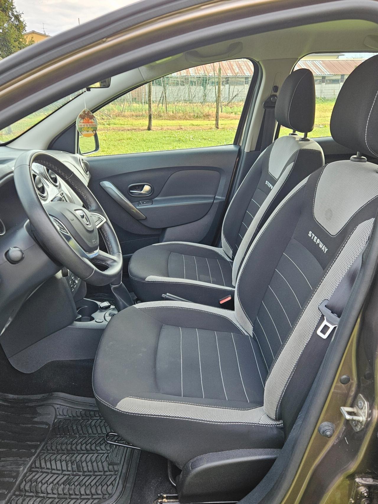 Dacia Sandero Stepway 0.9 TCe Turbo GPL 90 CV - 2019