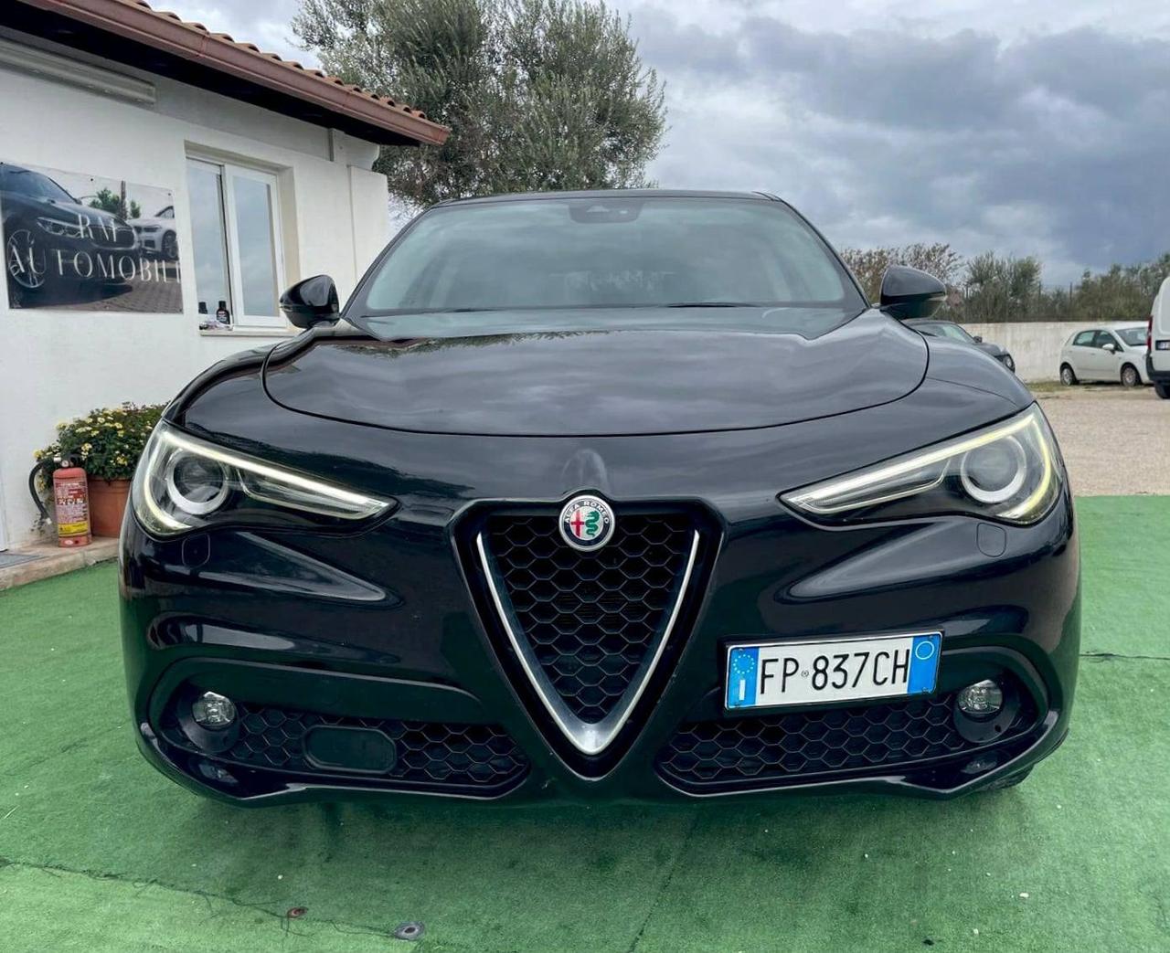 Alfa Romeo Stelvio 2.2 Turbodiesel 180 CV AT8 Q4 Executive - 2018