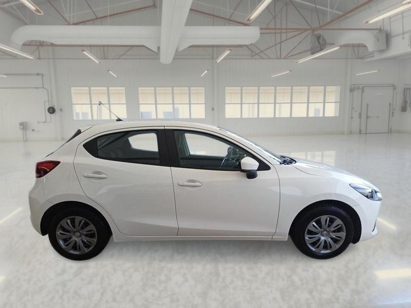 MAZDA 2 1.5 E-SKYACTIV-G M HYBRID 90 CV EVOLVE 5 PORTE BERLINA