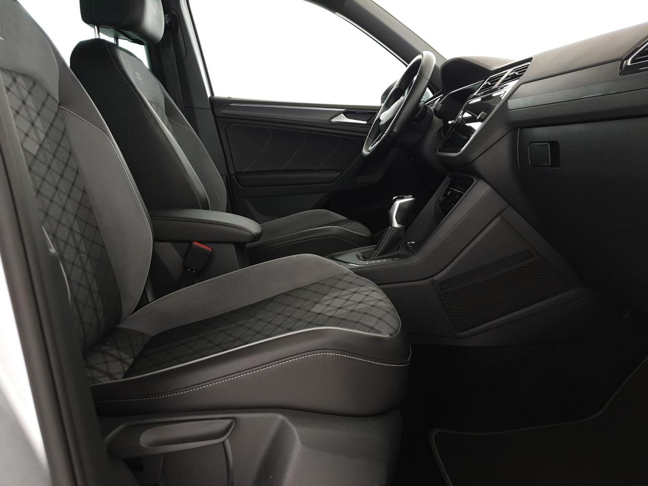 Volkswagen Tiguan 1.5 tsi r-line 150cv dsg