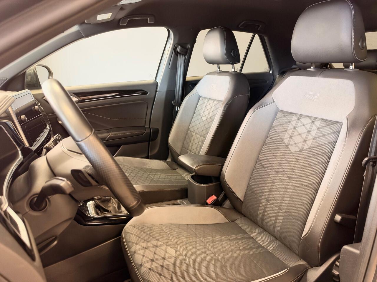 Volkswagen T-Roc 2.0 TDI SCR 150 CV DSG R-Line