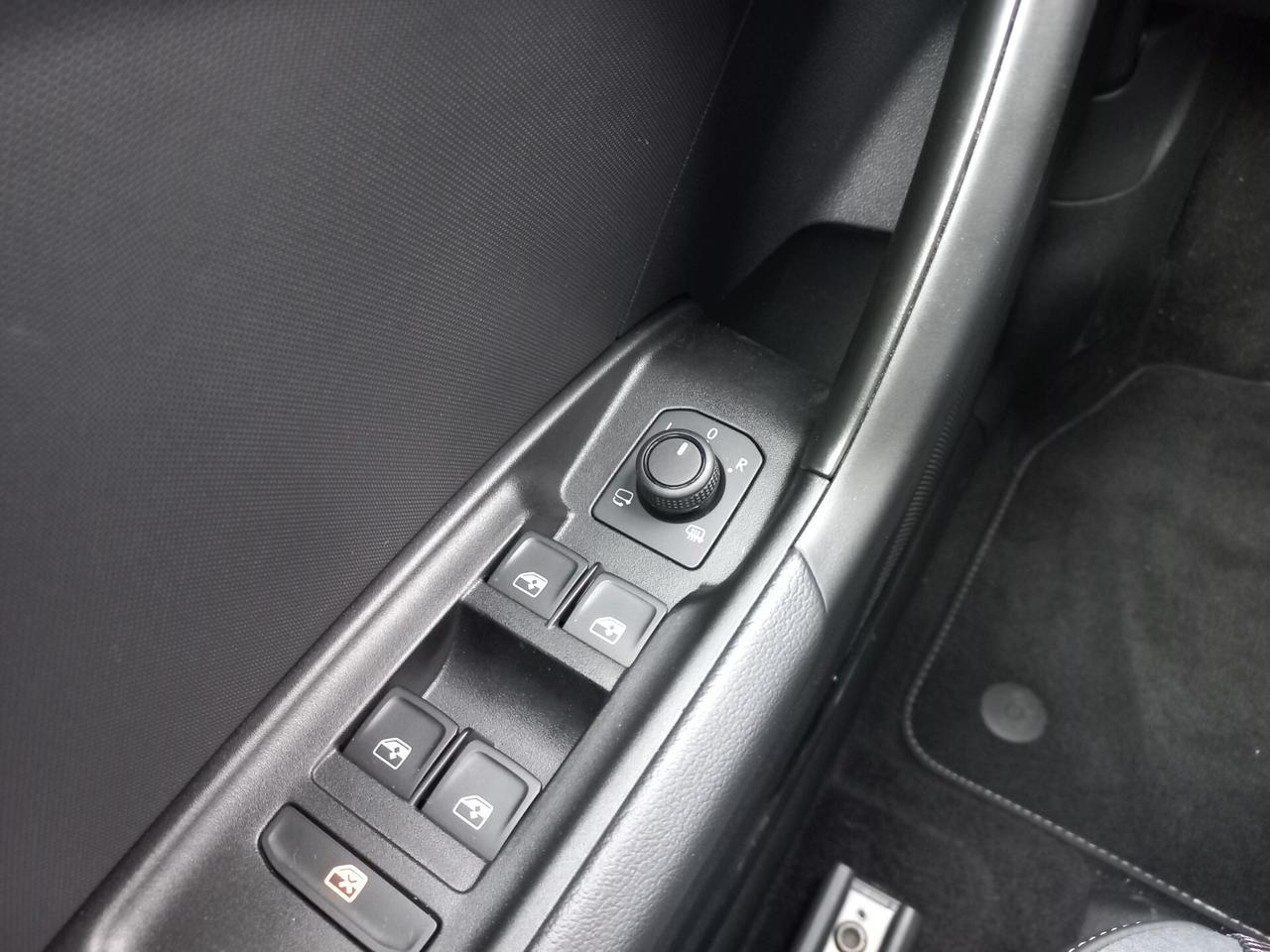 Audi A1 allstreet 30 TFSI S tronic 116 CV S-LINE INTERNO