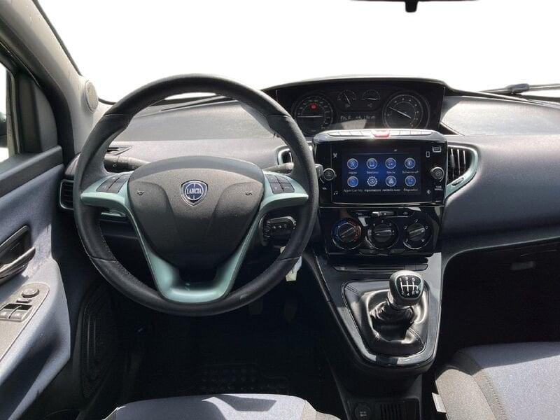 Lancia Ypsilon NUOVA My24 402 Platino 1.0