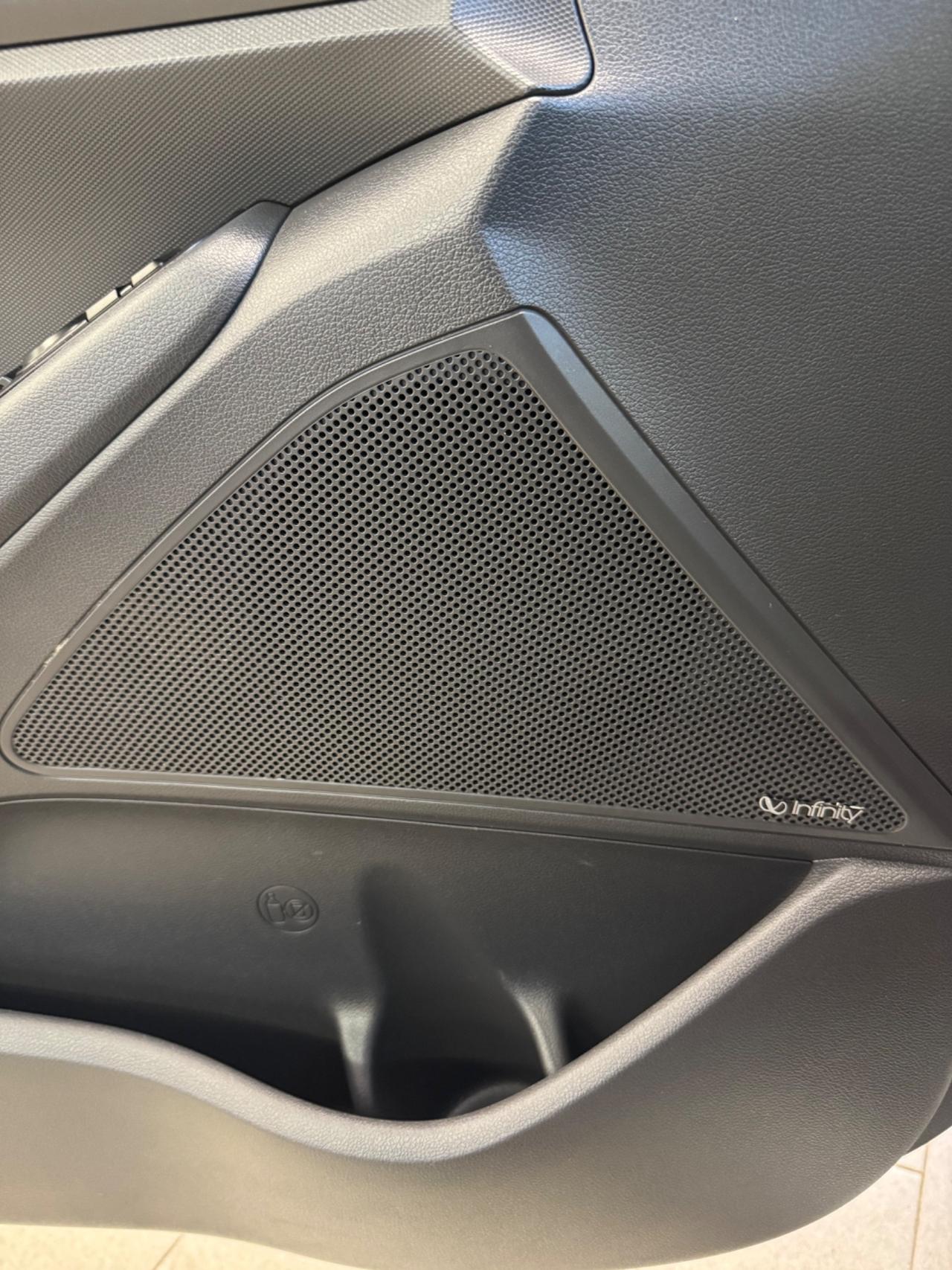 Hyundai Ioniq 1.6 Plug-in Hybrid DCT Style