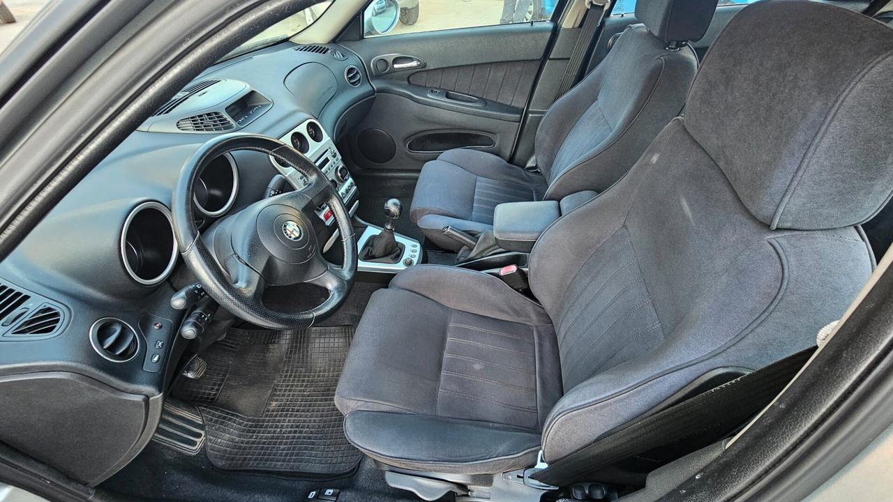 Alfa Romeo 156 1.9 JTD Exclusive